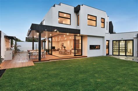 Best Luxury Real Estate Agents in Melbourne .